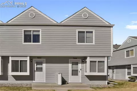 7660 Clover Hill Dr, Colorado Springs, CO 80920