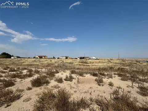 1233 E Platteville Blvd, Pueblo, CO 81007