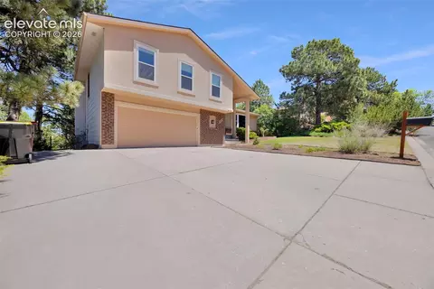 1928 Brookdale Dr, Colorado Springs, CO 80918