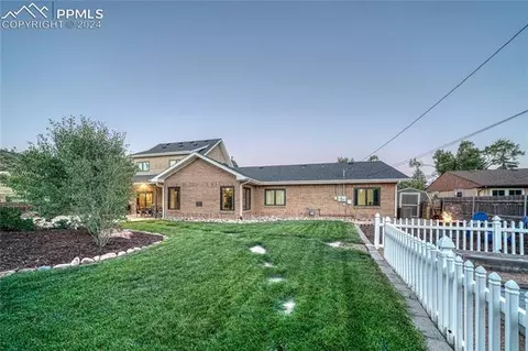 3924 Jasmine St, Colorado Springs, CO 80907