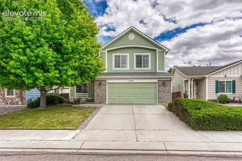 7357 Brush Hollow Dr, Fountain, CO 80817
