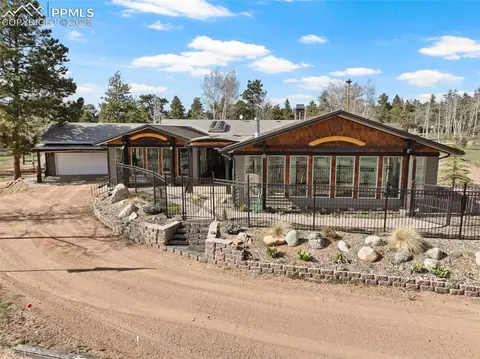 100 Kinnikinnik Dr, Woodland Park, CO 80863