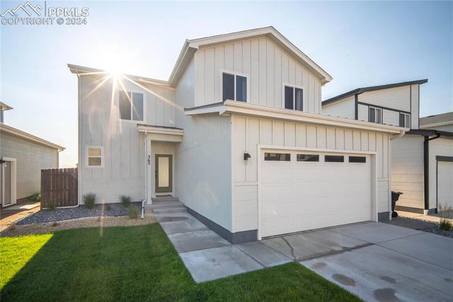 365 Garden Park Ave, Calhan, CO 80808