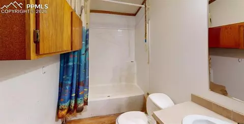 Bath - 49800 E 112th Ave, Bennett, CO 80102 photo 2 of 3