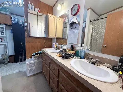 Bath - 49800 E 112th Ave, Bennett, CO 80102 photo 3 of 3