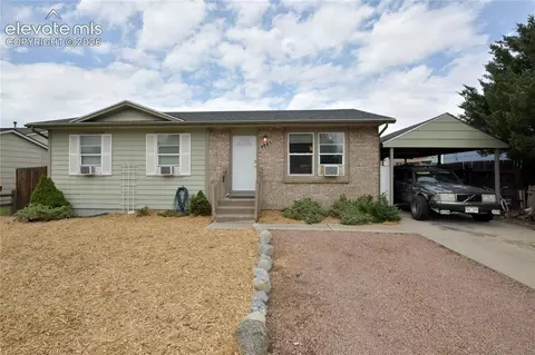 4885 Hunters Run, Colorado Springs, CO 80911