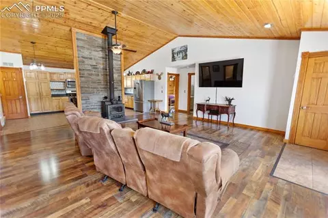 867 Twin Lakes Dr, Divide, CO 80814 photo 6