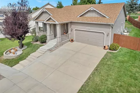 4784 Spotted Horse Dr, Colorado Springs, CO 80923