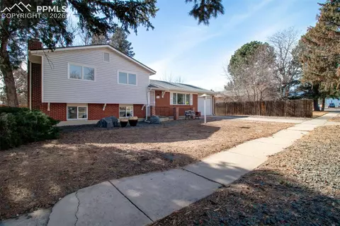 919 Dirksland St, Colorado Springs, CO 80907