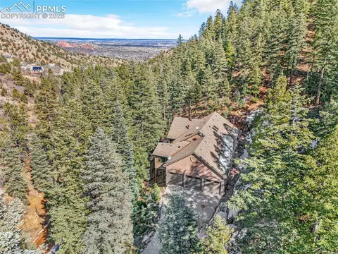 1430 Sutherland Creek Rd, Manitou Springs, CO 80829