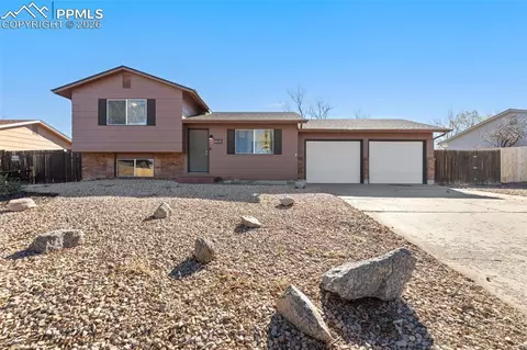 6635 Grand Valley Dr, Colorado Springs, CO 80911