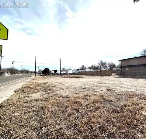 Thatcher Avenue, Pueblo, CO 81005