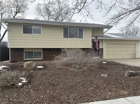 1702 Auburn Dr, Colorado Springs, CO 80909