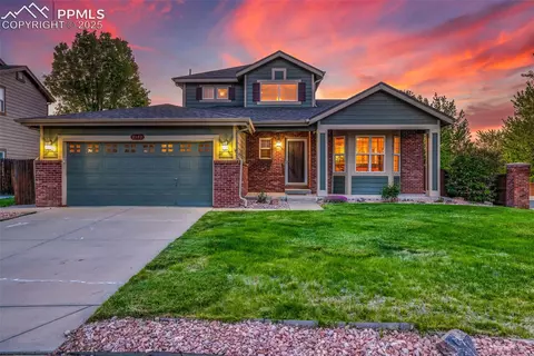 2587 S Flanders Ct, Aurora, CO 80013