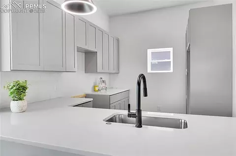 20 E 45th Ave, Denver, CO 80216 photo 2