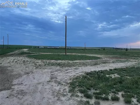 7925 8250 Edison Rd, Yoder, CO 80864 photo 1