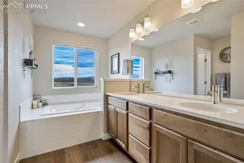 10534 Summer Ridge Dr, Peyton, CO 80831 photo 23