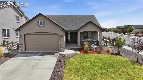 9307 Blue Birch Ct, Colorado Springs, CO 80927