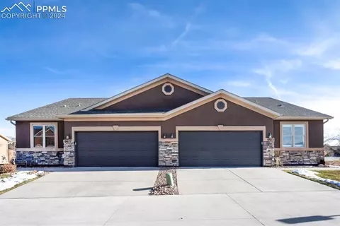 6627 Oak Trunk Pt, Colorado Springs, CO 80923