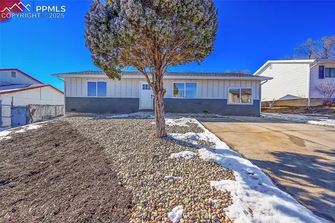 1970 Ventura Dr, Colorado Springs, CO 80910