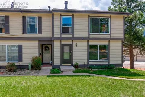349 Raspberry Ln, Monument, CO 80132 photo 1