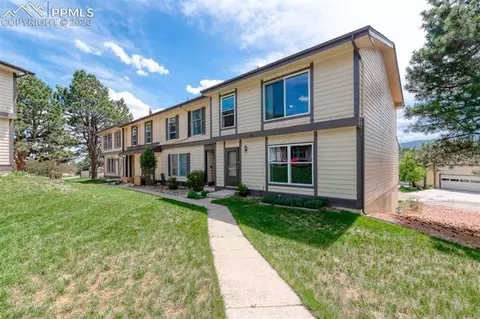 349 Raspberry Ln, Monument, CO 80132 photo 2