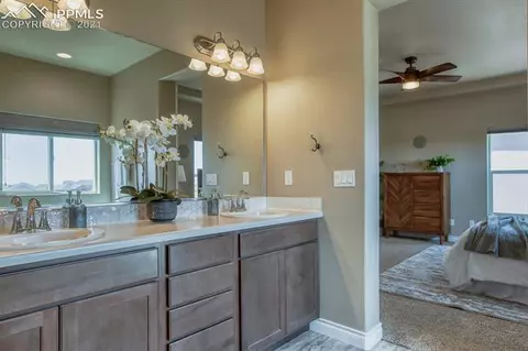 9897 Golf Crest Dr, Peyton, CO 80831 photo 25
