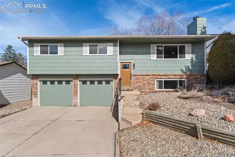 2750 Maroon Bells Ave, Colorado Springs, CO 80918