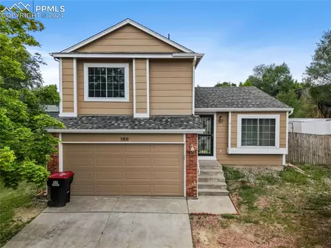 580 Crestline Dr, Colorado Springs, CO 80916