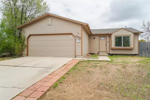 4335 Clare Ct, Colorado Springs, CO 80916