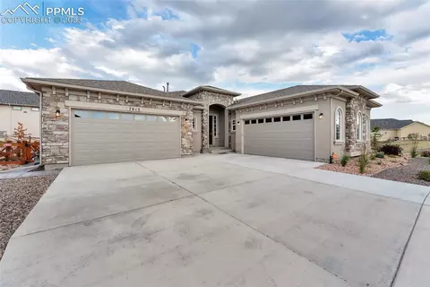 7013 Compass Bend Dr, Colorado Springs, CO 80927