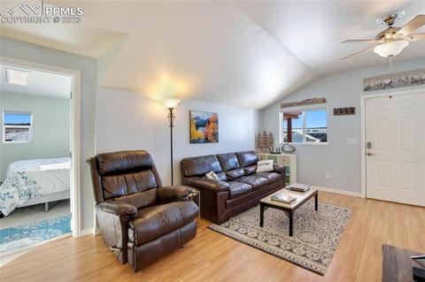 393 E Longbow Dr, Divide, CO 80814 photo 8