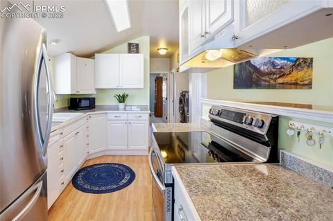 393 E Longbow Dr, Divide, CO 80814 photo 13