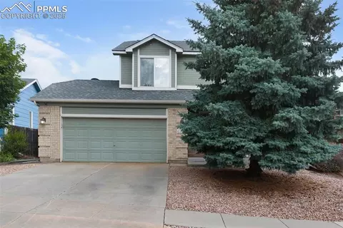4325 Crow Creek Dr, Colorado Springs, CO 80922