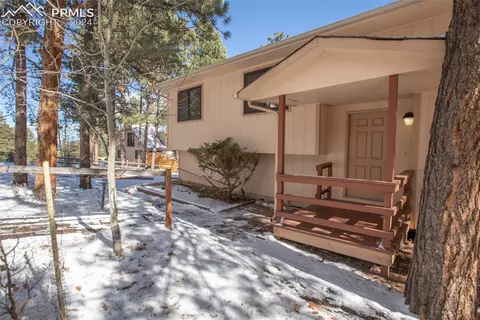 401 Coraline St, Woodland Park, CO 80863