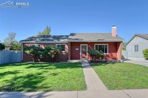 2432 Farragut Ave, Colorado Springs, CO 80907