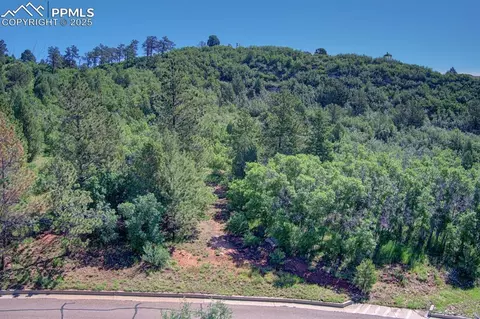 3195 Cedar Heights Dr, Colorado Springs, CO 80904