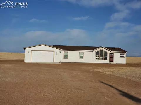 940 Sengbeil Rd, Yoder, CO 80864 photo 1