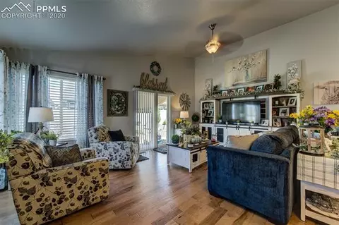 10126 Golf Crest Dr, Peyton, CO 80831 photo 3
