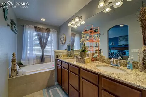 10126 Golf Crest Dr, Peyton, CO 80831 photo 11