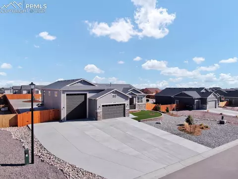 10209 Triborough Trl, Peyton, CO 80831 photo 2