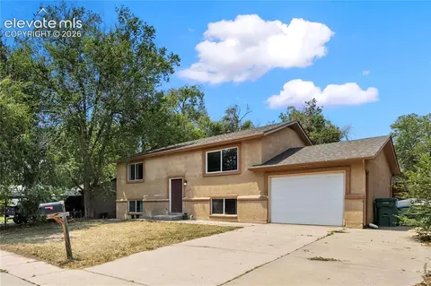 3642 Darkwood Pl, Colorado Springs, CO 80910