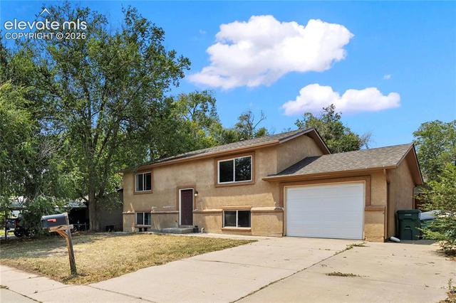 3642 Darkwood Pl, Colorado Springs, CO 80910