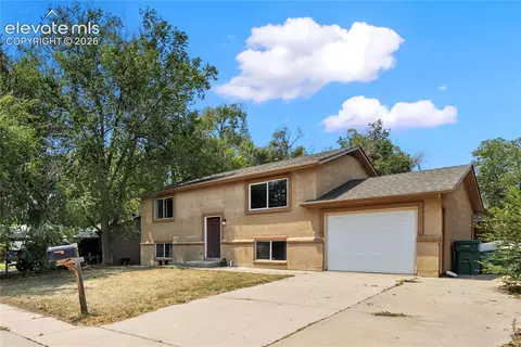 3642 Darkwood Pl, Colorado Springs, CO 80910