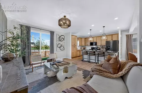 Living - 13512 Arriba Dr, Peyton, CO 80831 photo 3 of 4