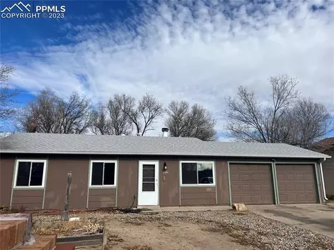 4220 Shining Way, Colorado Springs, CO 80916