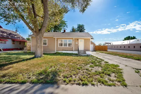 844 Acero Ave, Pueblo, CO 81004