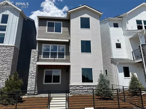 2163 Arikaree Hts, Colorado Springs, CO 80908
