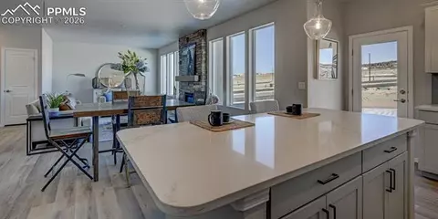 366 Hardstone Dr, Monument, CO 80132 photo 4