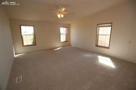 6424 Southfork Dr, Peyton, CO 80831 photo 8